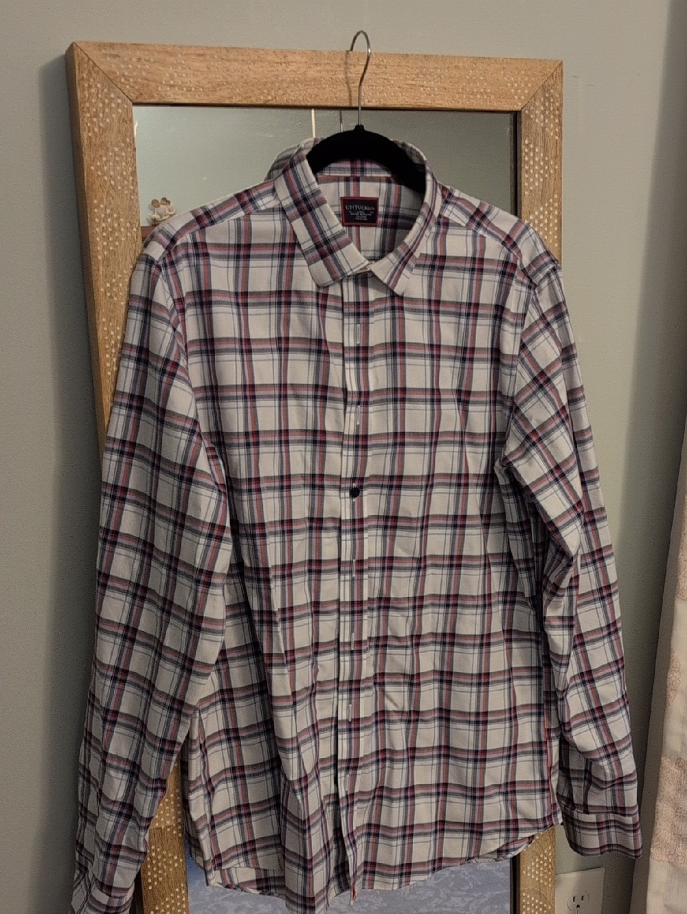 Untuckit Wrinkle free  Button-Down Shirt White Red Blue Plaid - Large Tall Slim